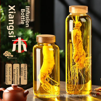 Visoko borosilikatno stakleno vino s poklopcem od akacije, staklenka voćnog vina od zelenih šljiva, kućni hermetički zatvoren spremnik, vino s ginsengom i goji bobicama