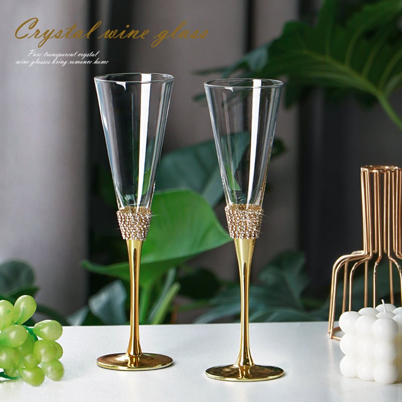 Sijin čaša za šampanjac, kristalno staklo s dijamantnim ukrašivanjem, set od dva komada, moderni minimalistički stil, kapacitet 101–200 ml
