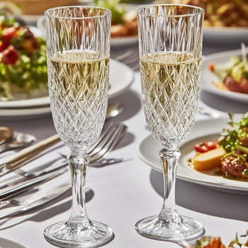 Borospohár – Yunyi Márka; Anyag: Műanyag; Stílus: Modern egyszerűség; Súly: 60 g