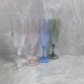 Borospohár – Yunyi Márka; Anyag: Műanyag; Stílus: Modern egyszerűség; Súly: 60 g