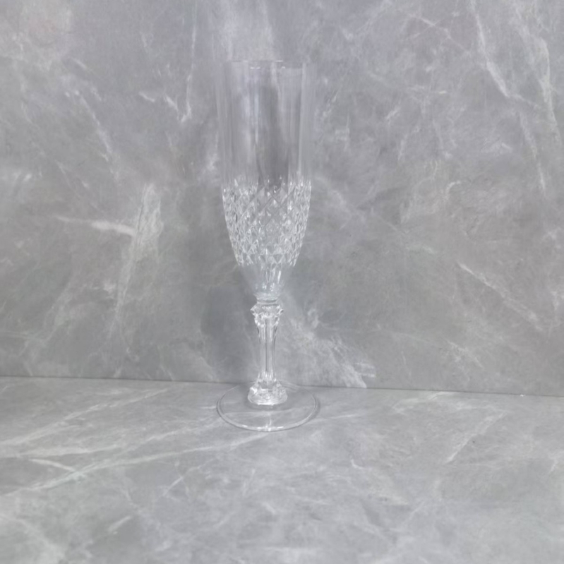 Borospohár – Yunyi Márka; Anyag: Műanyag; Stílus: Modern egyszerűség; Súly: 60 g