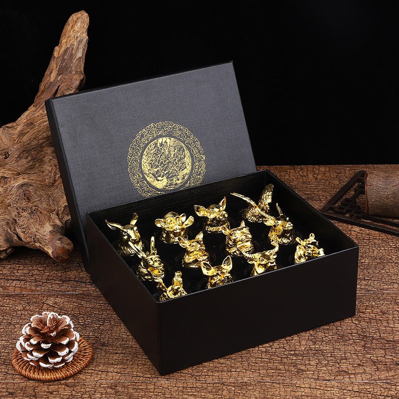 Cinkötvözetből készült boros pohár készlet, 12 darabos ajándékdoboza, National Tide Wind stílus, új kínai stílus, nyomtatott logóval