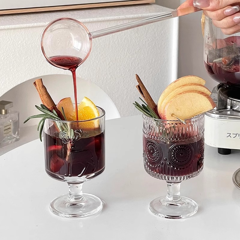 Vinska čaša s nordijskim stilom, staklena, kapacitet 201-300 ml, težina 500 g