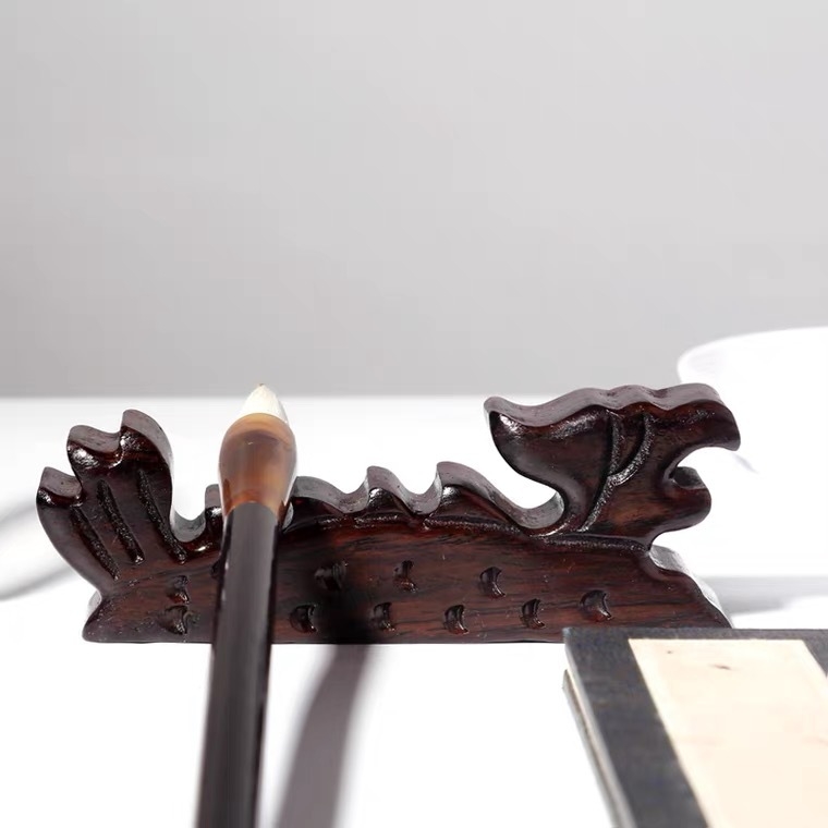Suport pix cu formă de dragon Zhao Bizhuang, catalpa mahogany, model 3425423, logo imprimat, fără personalizare, neimportat