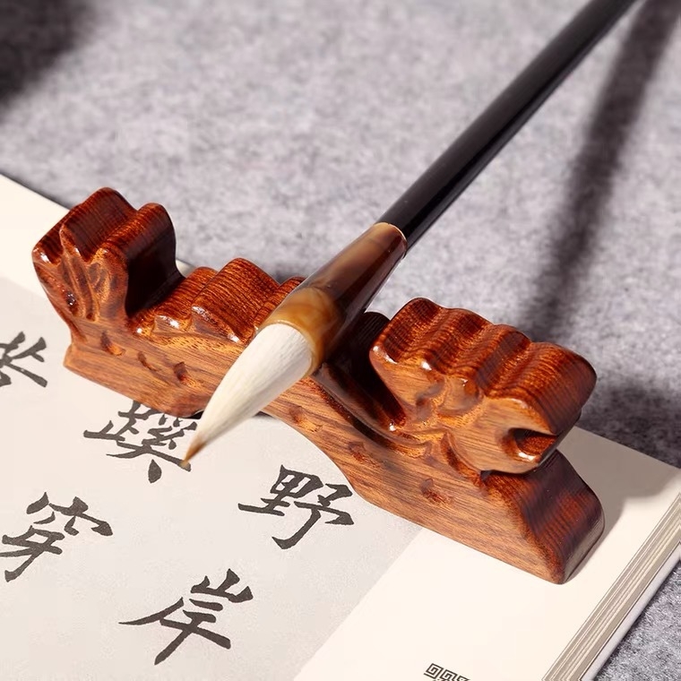 Suport pix cu formă de dragon Zhao Bizhuang, catalpa mahogany, model 3425423, logo imprimat, fără personalizare, neimportat