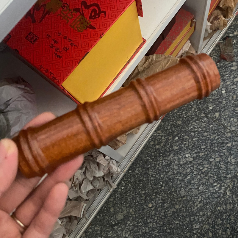 Suport pix cu formă de dragon Zhao Bizhuang, catalpa mahogany, model 3425423, logo imprimat, fără personalizare, neimportat