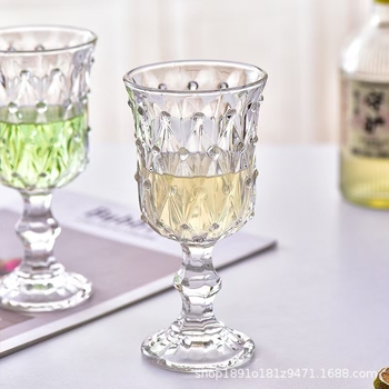 Čaša za vino | Marka: Jingli square; Materijal: Staklo; Stil: Moderan i minimalistički; Ispis logotipa: Da; Pakiranje: Kutija od kartona