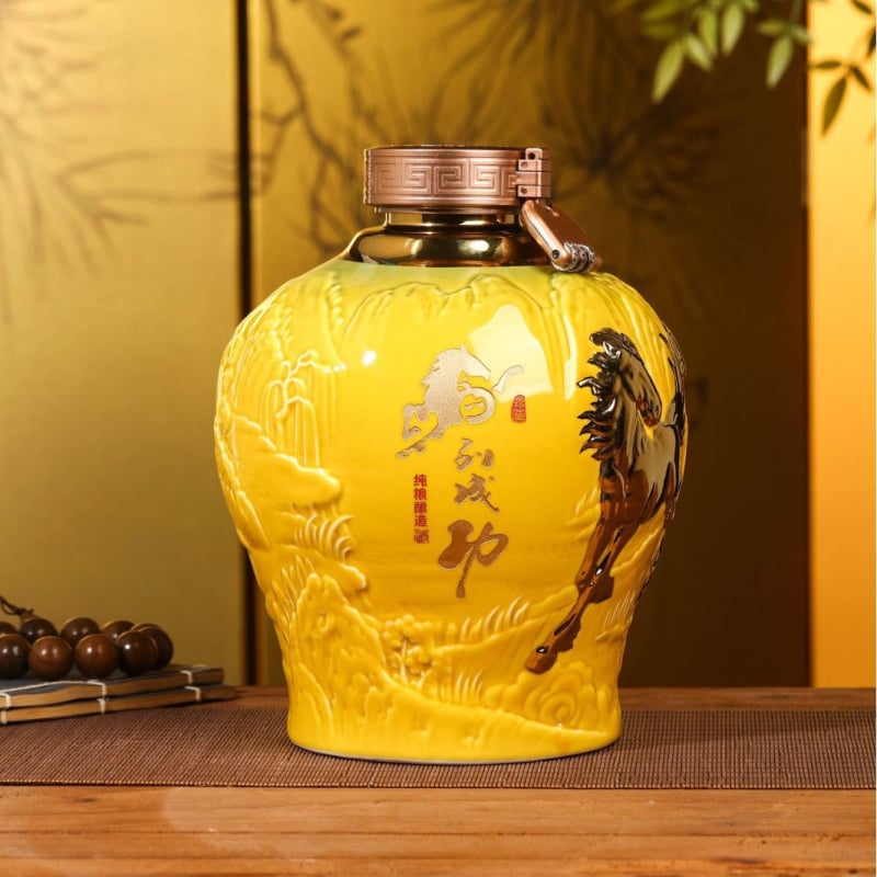 Jingdezhen kerámia borosüveg 8 ló motívummal, modern egyszerű stílus, 2025-ben bemutatva, logónyomás elérhető, egy darabos csomagolás, első osztályú minőség