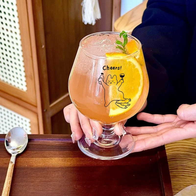 Goblet od stakla – kapacitet 301–400 ml, moderni minimalistički stil, bez drške, papirnata kutija