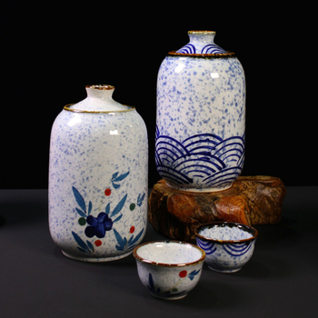 Japán stílusú kerámia bormelegítő kanna, retro dizájn, nyomtatott logóval