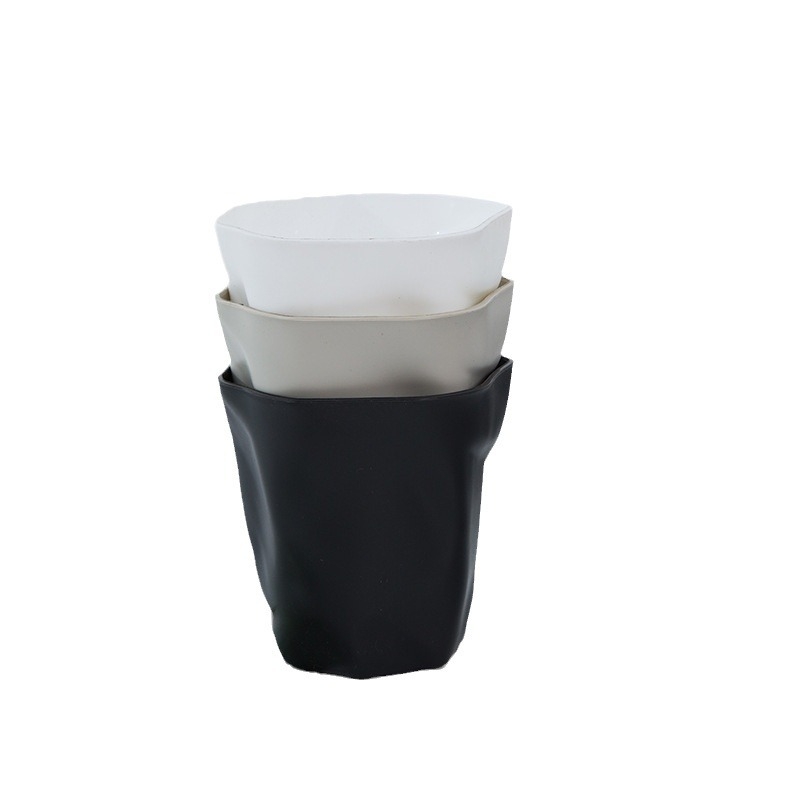 Organizator de birou și suport pentru pixuri, design neregulat, din plastic PP, modelul 22195, fără capac, stil japonez.