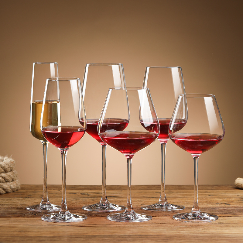 Set čaša za vino od kristalnog stakla, moderni minimalistički stil, 6–10 komada, mogućnost tiskanja logotipa