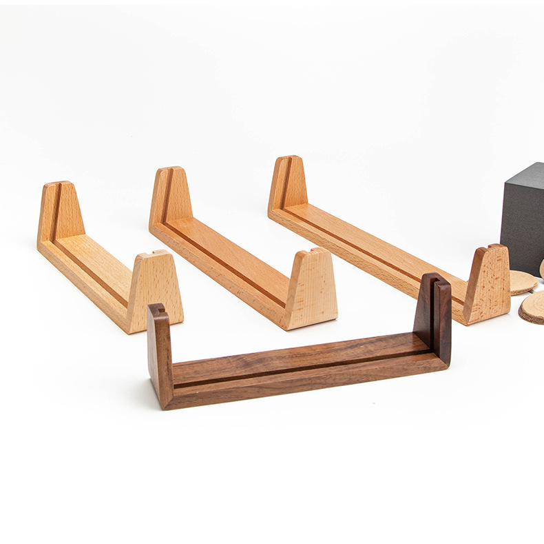 Suport de afișaj în formă de U din lemn pentru calendar și ramă foto – lemn de nuc și fag, stil minimalist