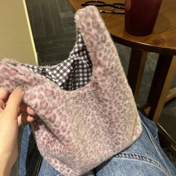 Леопардова плюшена чанта с две дръжки, форма на кутия, урбан стил, подплата: нетъкан текстил, горно отваряне