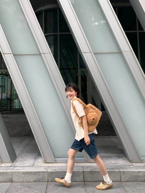 Ежедневна дамска чанта от кадифе с овална форма, цип за затваряне и джоб с цип