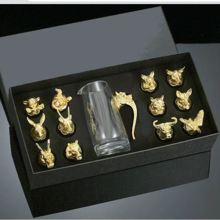 Zodijak tematski set za vino, čašica za gutljaj i dispenser pića, izrađen od cinkove legure, Novi kineski stil, mogućnost tiskanja logotipa, 1 set