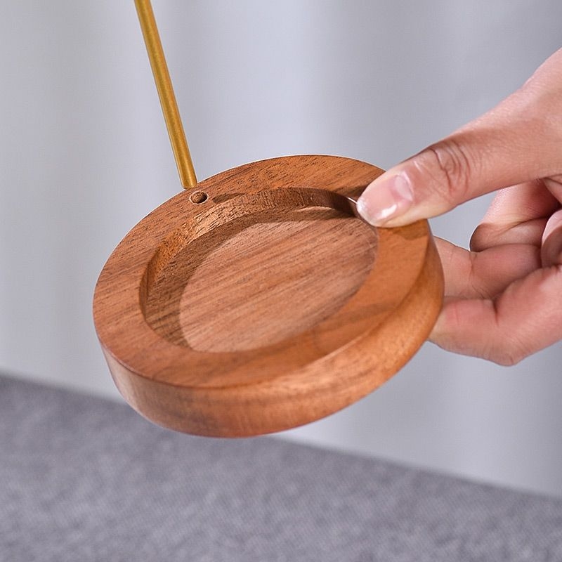 Suport metalic multifunctional pentru pixuri și pensule, cu agățare (fără imprimare de logo, fără personalizare)