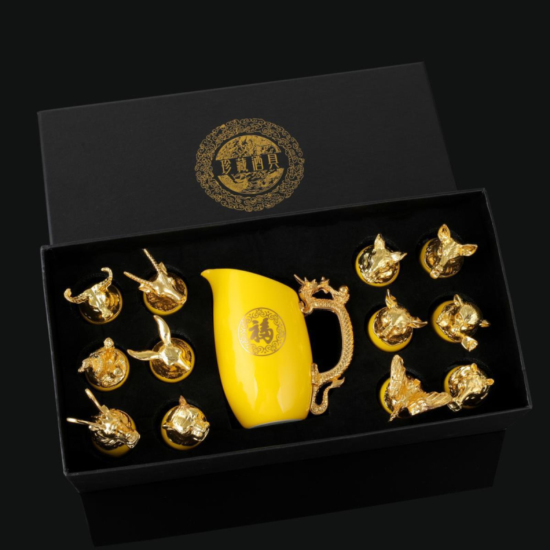 Porcelanski vinska set s glavom životinje zodijaka, 13 komada, lagani luksuzni retro stil