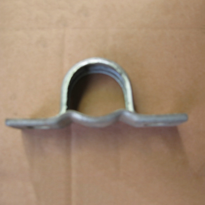 Pozinkovaný U-tvarovaný držiak na potrubie pre stĺpy a dopravné značky, obyčajný hrubý pánt, Dongyi Hardware