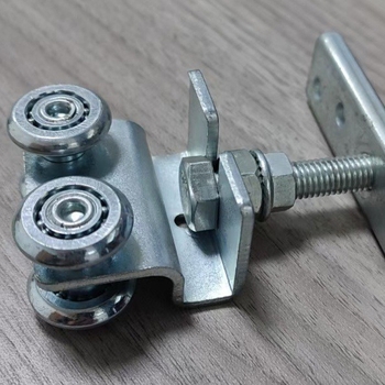 Jet márkájú csúszóajtó függő görgő sínhez, permetező vonalhoz