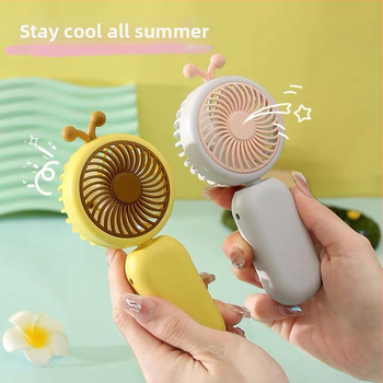 Ručný USB ventilátor – plastová konštrukcia, multifunkčný, ideálny do kancelárie a na cestovanie