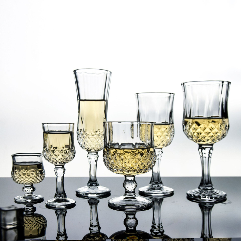 Staklena čaša za crveno vino, lagani luksuzni retro dizajn, mogućnost tiskanja logotipa, pakiranje na pladnju, vrhunska kvaliteta