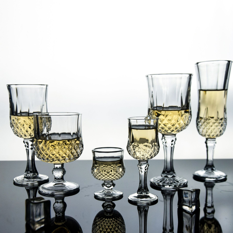 Staklena čaša za crveno vino, lagani luksuzni retro dizajn, mogućnost tiskanja logotipa, pakiranje na pladnju, vrhunska kvaliteta