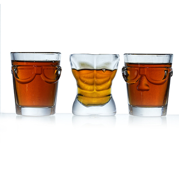 Kreativna čašica za alkohol s ljudskim oblikom; staklo; ljudski oblik; kreativni stil; pakiranje u kartonskoj kutiji