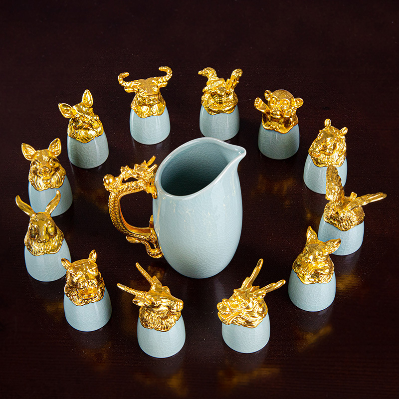 Porcelán boros eszközök készlete 12 állatövi fejjel, 13 alkatrész, könnyű luxus retro stílus, logó nyomtatva