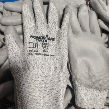 HPPE vágásbiztos kesztyű PU bevonatú tenyérrel, 5-ös szintű vágásvédelem, csúszásmentes, olajálló, húsfeldolgozásra