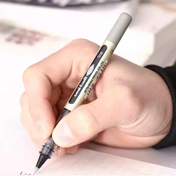 UB-157 rollerball toll, műanyag ház, folyékony tinta, Uni Mitsubishi sorozat