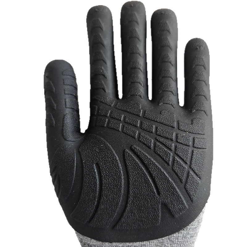 TPE mechanikus kesztyűk vágásbiztos, kopásálló, ütéscsillapító és ütközés elleni védelemmel fúrási és olajbányászati alkalmazásokhoz (97–98 g); gép- és járműgyártás, kertépítés, építőipar