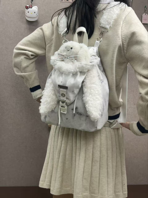Рюкзак с пухкави зайчеши уши, голям капацитет, дивинг плат, есен 2025, затваряне с връзки