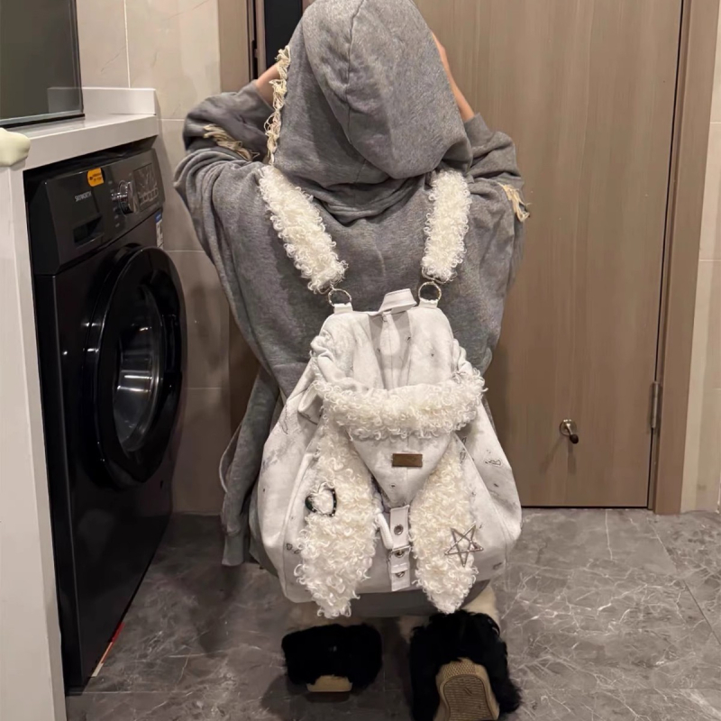 Рюкзак с пухкави зайчеши уши, голям капацитет, дивинг плат, есен 2025, затваряне с връзки