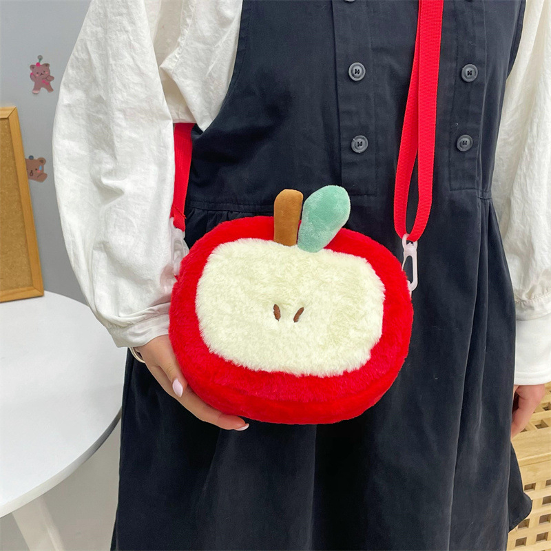 Pliš crossbody torba, ovalni oblik, zatvarač, džep za mobitel, svježi i slatki stil