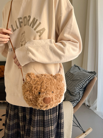 Pliš backpack u obliku medvjedića, sladak crtić dizajn, kružni oblik, zatvaranje zipom (Stil: osvježen i sladak; Materijal: pliš; Tip torbe: underarm bag; Oblik: okrugli; Sezona: jesen 2023)