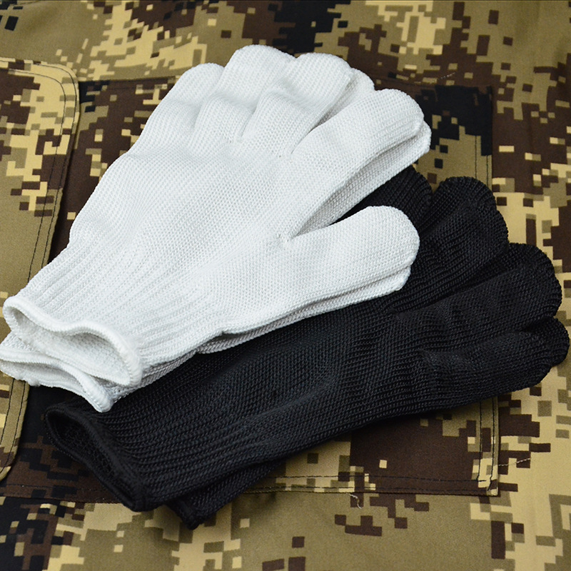 Антиразрезни тактически ръкавици, удебелени, с двойна стоманена тел конструкция, износоустойчиви, от висококачествен полиестерен конец
