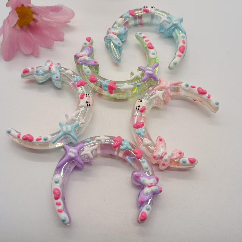 DIY dodaci za nakit – akril, ručno oslikano, totemski uzorak, stil princeze