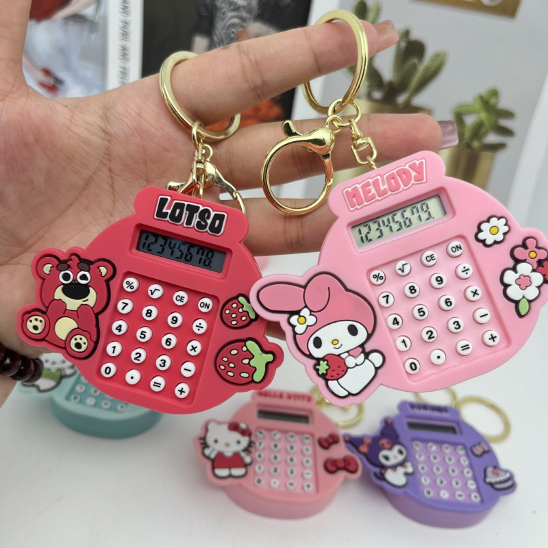 Mini számológép kulcstartó, 8 számjegyű kijelző, ABS műanyag, beépített elem, kompatibilis gombos elemmel