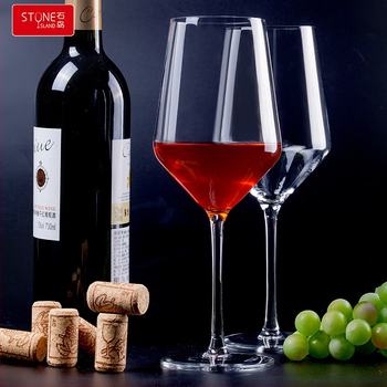 Set čaša za vino Stone island, staklo, moderni minimalistički stil, kartonska kutija