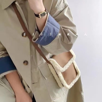 Casual najlonska torbica za telefon sa suede podstavom, horizontalnog kvadratnog oblika, crossbody s jednim remenom