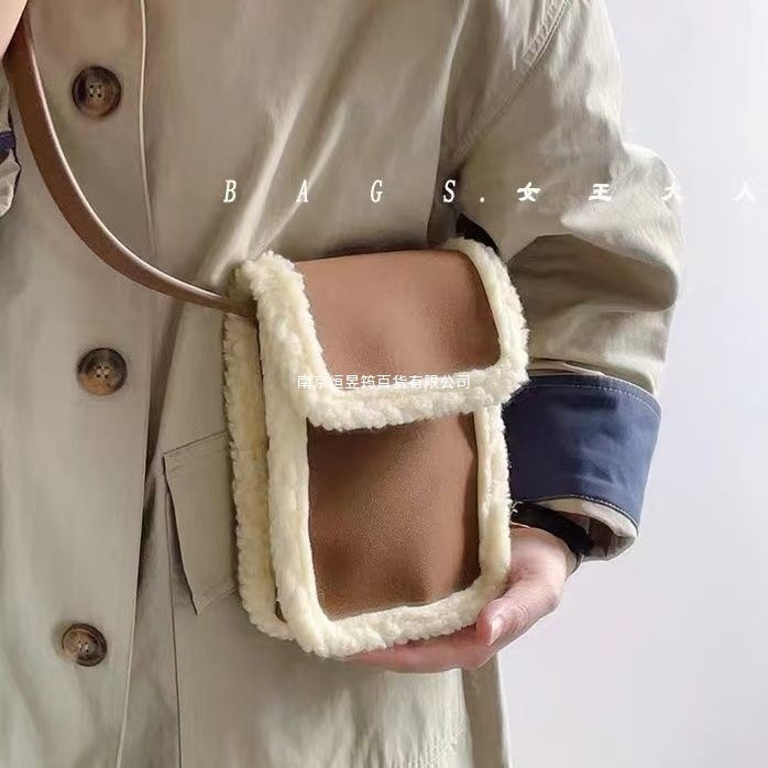 Casual najlonska torbica za telefon sa suede podstavom, horizontalnog kvadratnog oblika, crossbody s jednim remenom