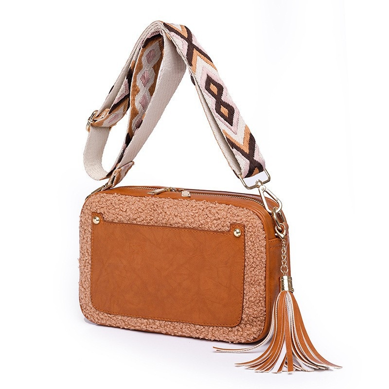 Ženska PU crossbody torba, horizontalnog kvadratnog oblika, zatvaranje na zip, poliester podstava, unutarnja džep sa zipom