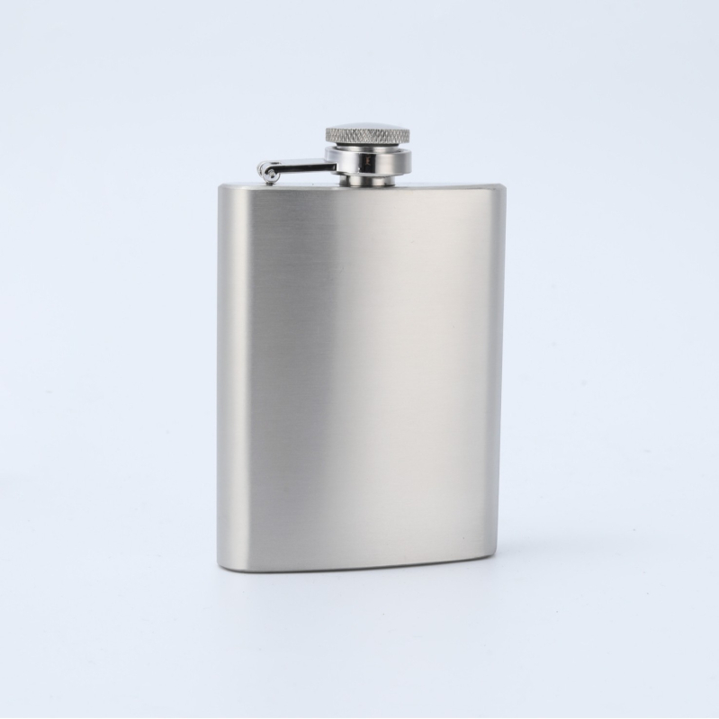 Hordozható rozsdamentes acél flaska – hordozható borosüveg, modern minimalistikus stílus, első osztályú minőség, logónyomtatás elérhető, egységcsomagolás