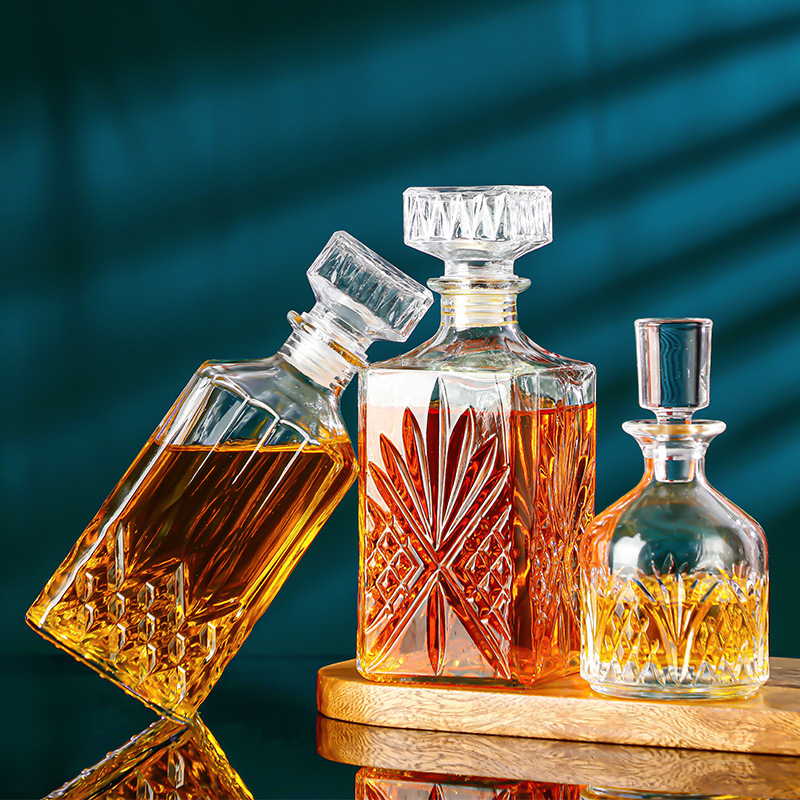 Декантер Zhiyao, стъкло, модерен минималистичен стил, 580 g