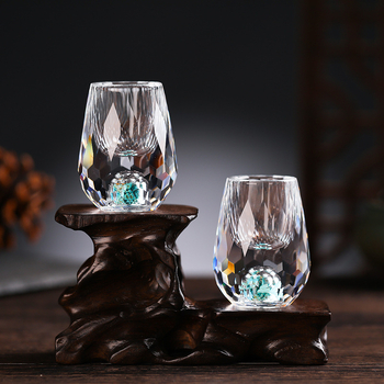 Kristalna staklena čašica za alkoholna pića, dijamantno facetirana, kapacitet 1-100 ml, novi kineski stil, mogućnost logotipa