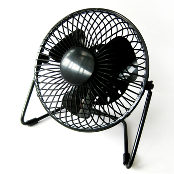 USB ventilator s prikazom vremena (3 lopatice, motor bez četkica, USB napajanje, 2 brzine)