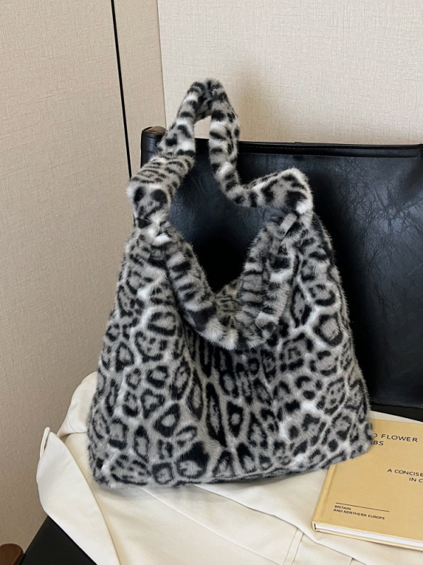 Torba za rameno s leopardovim uzorkom – gradski jednostavan stil, pliš materijal, horizontalni kvadratni oblik, magnetska kopča, pretinac sa zipom i pretinac za mobitel.