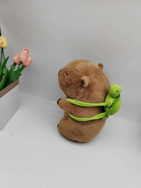 Capybara pliš igračka s ruksakom u obliku kornjače za djecu