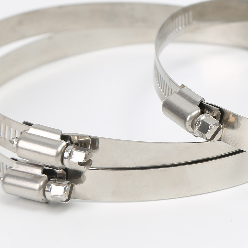 Hadica spona z 201 nehrdzavejúcej ocele, americký štýl, pre káble na monitorovanie na elektrických stĺpoch a projekty osvetlenia